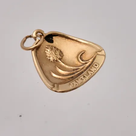 Defekt guld, 18K, vikt 1,16g.