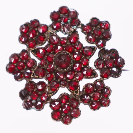 Brosch, granater, Ø 34mm, metall Vikt: 5,7 g