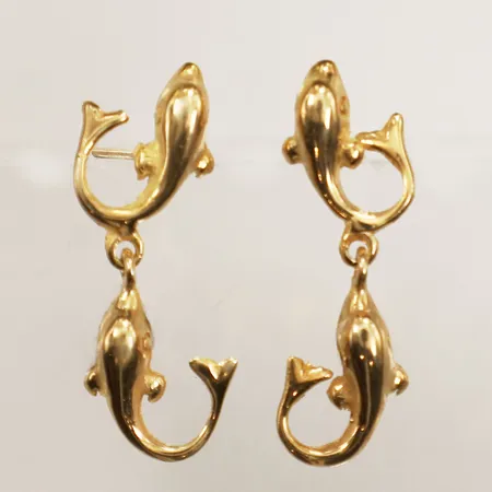 Ett par örhängen ca 20mm, bredd 10mm, 14K Vikt: 2,6 g