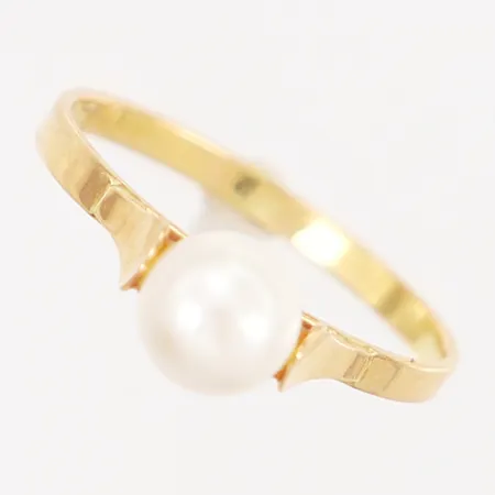 Ring med pärla, stl 16¾, bredd: 2-6mm, 18K Vikt: 1,4 g