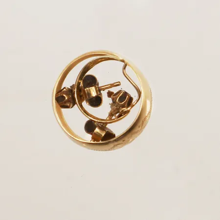 Diverse guld, defekt, 18K Vikt: 3,5 g