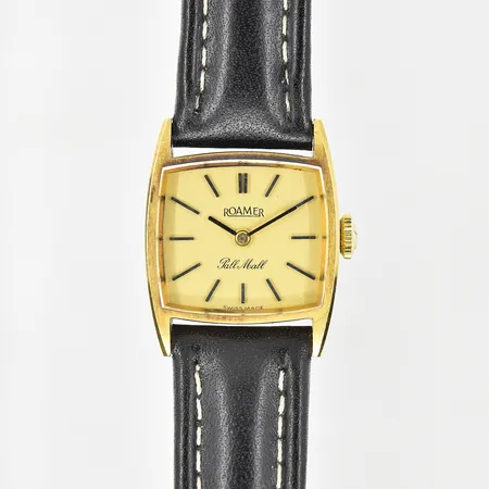 Damur Roamer Pall Mall, 18K, manuell, boett ca 19x19 mm, serienr 4688620/063, fungerade vid testtillfället, läderband ej original.
