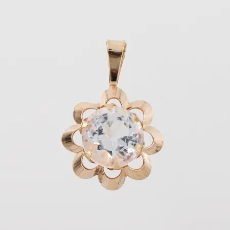 Hänge med vit sten, stämplad Finland, höjd med ögla ca 24 mm, 18k. Vikt: 1,6 g