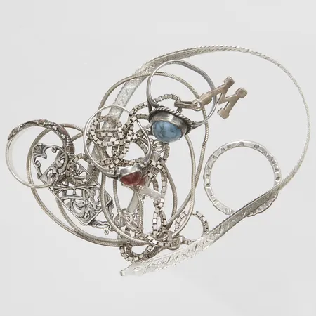 Diverse silver, defekta, 830-925/1000 silver, bruttovikt: 24,3g Vikt: 0 g