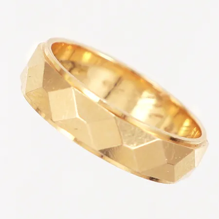 Ring mönstrad, stl 18¼, bredd: 5,5mm, gravyr, 18K Vikt: 5 g