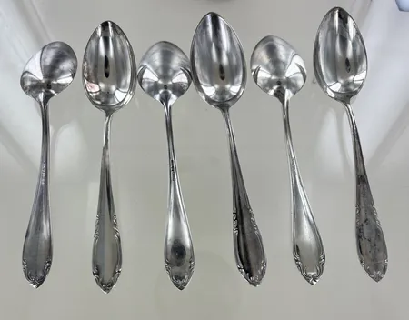 6 st skedar Slottbarock, längd 18,5 cm, GVH silver Vikt: 281,6 g
