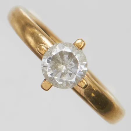 Ring, vit sten, stl 17, bredd 3-8mm, 8K Vikt: 1,9 g