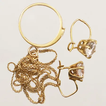 Ett par örhängen, ring, collier, stenar, skevt, skadat, 18K  Vikt: 8,4 g