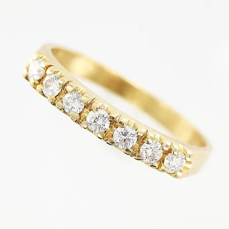 Ring stl 15¼, bredd 2-2,5mm, diamanter 7st totalt 0,21ct enligt gravyr, 18K Vikt: 2 g