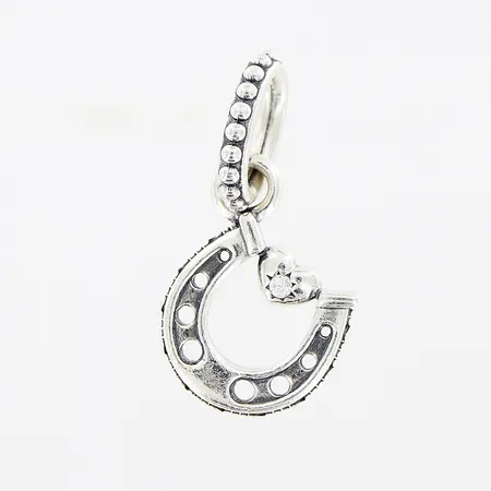Hänge Pandora, hästsko med hjärta, vit sten, 22x10mm, Ale, silver 925/1000. Vikt: 1,3 g