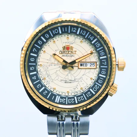 Herrur Orient,  F692-UASO-C2X0133, automatisk, Ø45mm 