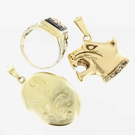 2 hängen, 1 ring, stenar, skevheter, bucklor, slitage, limrester, 14K. Bruttovikt: 20,6gram.  Vikt: 20,6 g