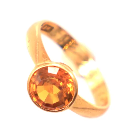 Ring, gul sten, Ø17½, gravyr, 18K Vikt: 4 g