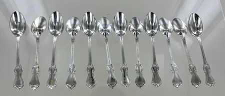 12 kaffeskedar, längd 11,5 cm, graverad, GAB silver Vikt: 153,3 g