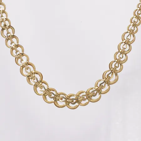 Collier, doserad, längd 48,5cm, bredd 6,5-12mm, etikett kvar, 14K  Vikt: 13,4 g
