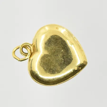 Diverse defekt guld, 18K. Vikt: 0,7 g