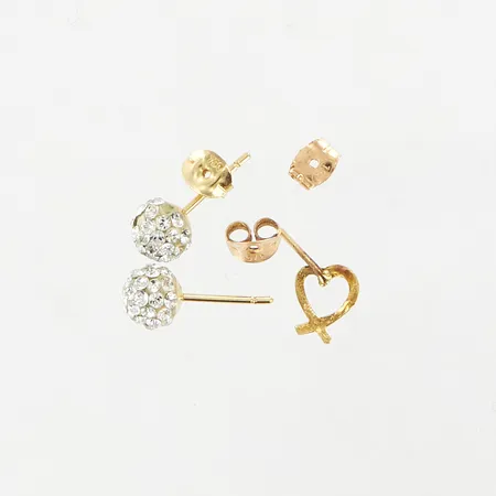 Ett par örhängen med stenar Ø6mm, ett udda örhänge defekt, 2 udda stoppar, 18K, 1 udda stopp 9K Vikt: 1,1 g