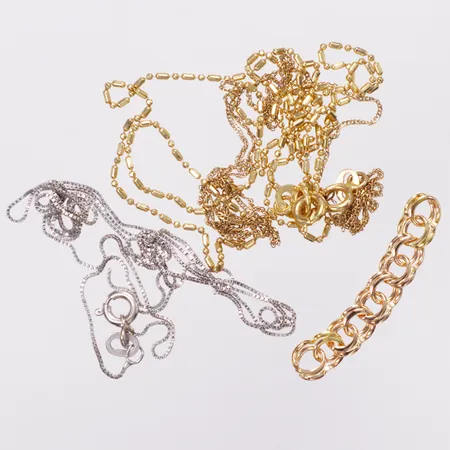 Diverse guld, guldlänk, defekter, av, knutar, vitguld, 18K Vikt: 5,6 g