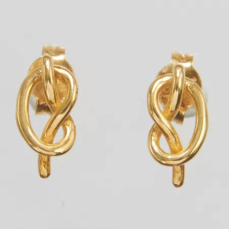 Ett par örhängen, längd ca 9,5mm, bredd 4,5mm, 18K Vikt: 1 g