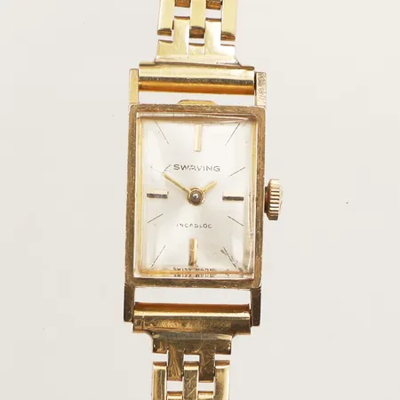 Damur Swaving 18K, manuell, 17,5x13mm, armband Korridor 18K, längd 17,5cm, bredd 7,5mm, skadad urtavla, repigt plexiglas, bruttovikt 28,6g
