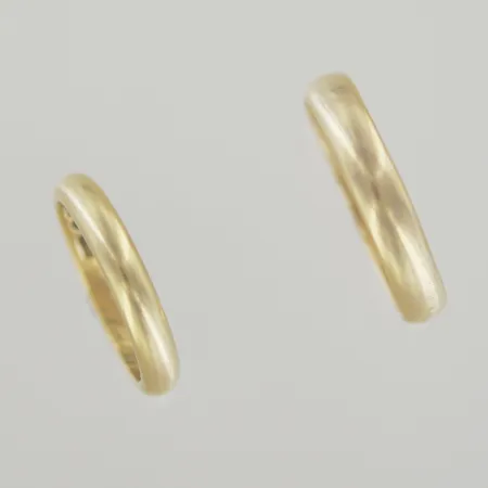 Ringar, gravyr, 18K Vikt: 9,4 g