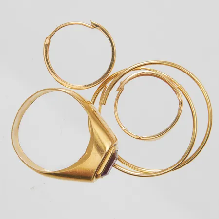 Diverse guld, defekta, 18K, bruttovikt: 4,2g Vikt: 0 g