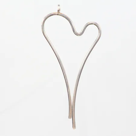 Hänge hjärta, silver 925/1000, längd 9cm Vikt: 7 g