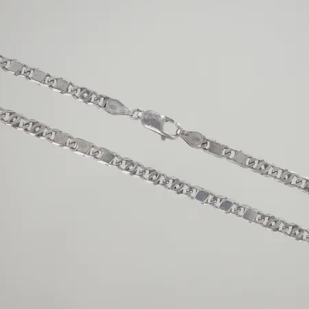 Collier med stenar, längd 40,44 cm, bredd 2 mm, silver 925/1000 Vikt: 9,5 g