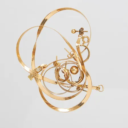 Diverse guld, defekta, 18K Vikt: 10,2 g