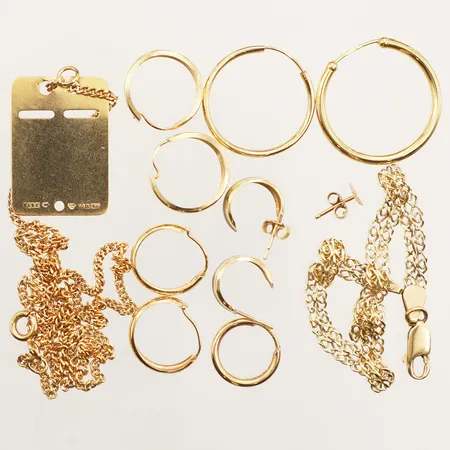 Diverse guld, defekt, gravyr, 18K Vikt: 18,6 g