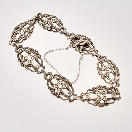  Armband i silver, 17,5cm, bredd 13,4mm, Markasiter, 830/1000, vikt 15,64g.