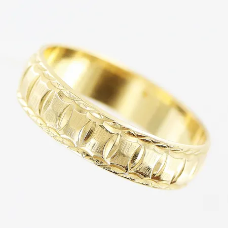 Ring, stl 17¾, bredd 5mm, 18K Vikt: 3,6 g