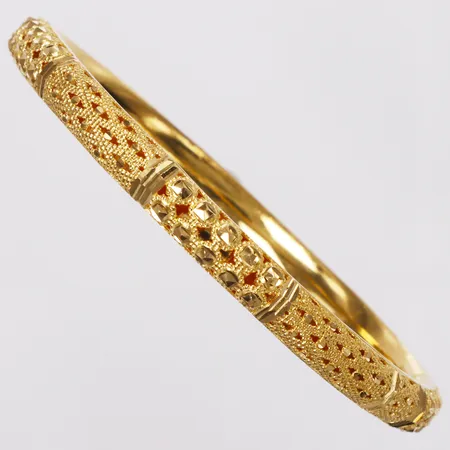 Armring, genombrutet mönster Ø61mm, bredd 6mm, 22K  Vikt: 13,9 g