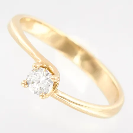 Ring med diamant, ca 0,13ct, stl 16¼, bredd: 2,9-3,9mm 14K  Vikt: 2 g