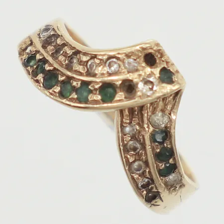 Ring med stenar, stl 16½, bredd 2,7-8mm, ostämplad, stenar saknas, skev, 14K  Vikt: 2,3 g