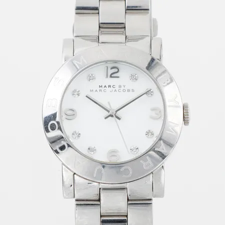 Armbandsur Marc Jacobs,batteribyte behövs, diameter ca 36 mm,stål,extralänkar och box medföljer.