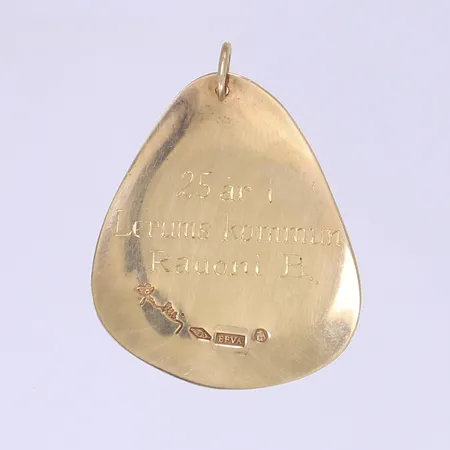 Hänge, Efva Attling, 40x31m, tjänstegravyr, 18K Vikt: 5 g