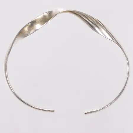 Armring, öppen modell, bredd 5,5mm, Guldfynd, silver 925/1000  Vikt: 12,5 g