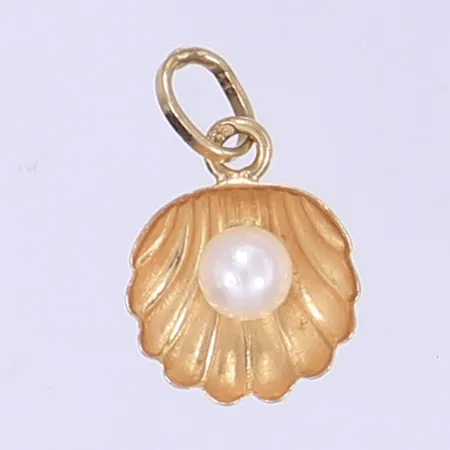 Hänge snäcka med pärla, längd inkl ögla 15mm, bredd 10mm, 18K Vikt: 0,6 g