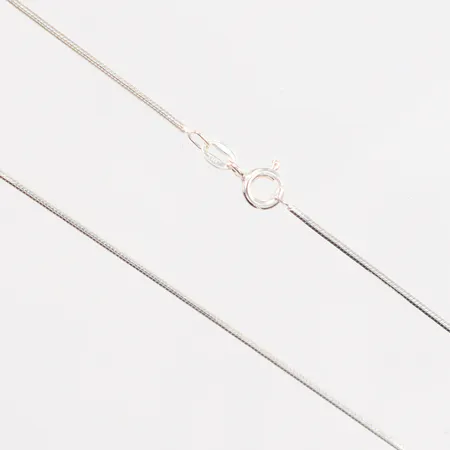 Kedja Ormlänk, längd 501cm, Guldfynd, silver 925/1000 Vikt: 4,2 g