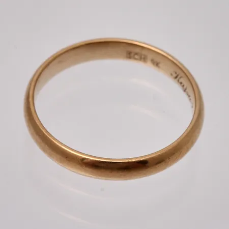 Defekt guld, 18K, vikt 1,91g.