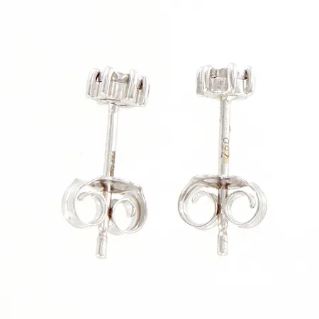 Ett par örhängen med diamanter ca 2x0,01ct, 13x4mm, etui, vitguld, GHA, 18K Vikt: 0,9 g