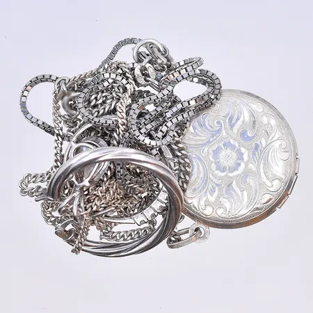 Diverse silver, 830/1000. Vikt: 28,8 g