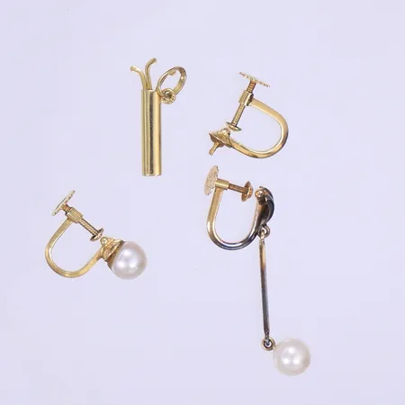 Diverse guld, defekt, 18K  Vikt: 3,8 g