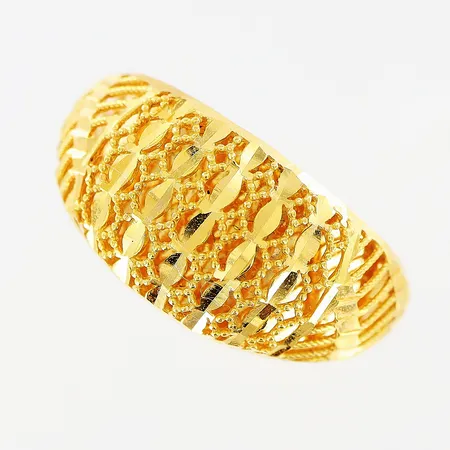 Ring, stl 17¼, bredd 2-10mm, 21K. Vikt: 2,3 g