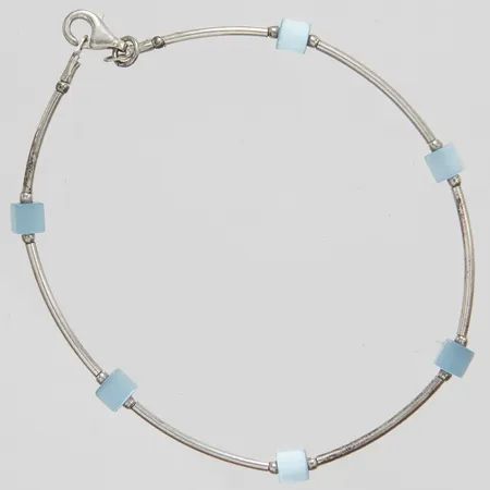 Armband, plastdetaljer, längd ca 18,5cm, bredd 1,5-4mm, 925/1000 silver Vikt: 3,5 g