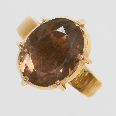 Ring, rökkvarts, stl 22, bredd 4,5-20mm, Lindahls Guldsmedsaffär, 18K, bruttovikt: 10,9g Vikt: 10,9 g