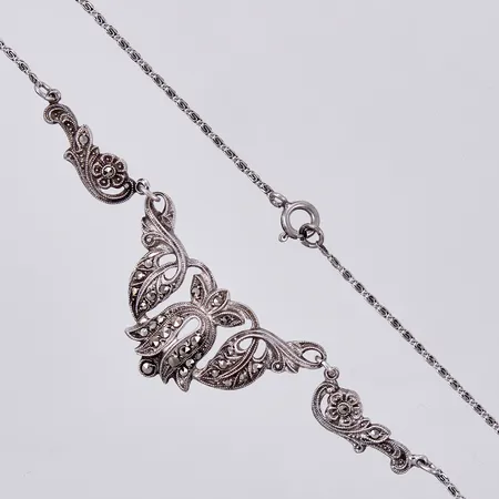 Collier med markasiter, längd: ca 43cm, bredd: ca 1,5-20mm, 830/1000 Silver Vikt: 8 g