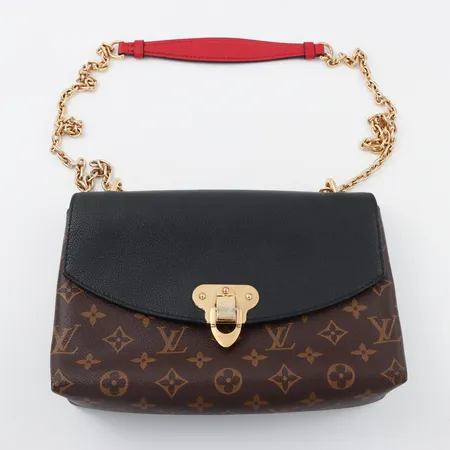 Väska Louis Vuitton M43714 vintage,17x26 cm, kartong kvitto,slitage på hörnen och mässingen. Skickas med postpaket.