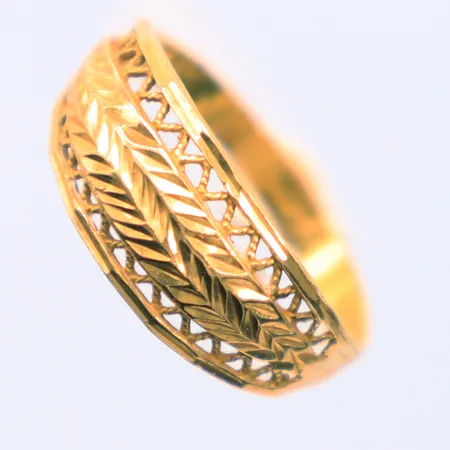 Ring med dekor, Ø19, 18K.  Vikt: 2,4 g